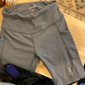 Baleaf Size Medium Bike Shorts